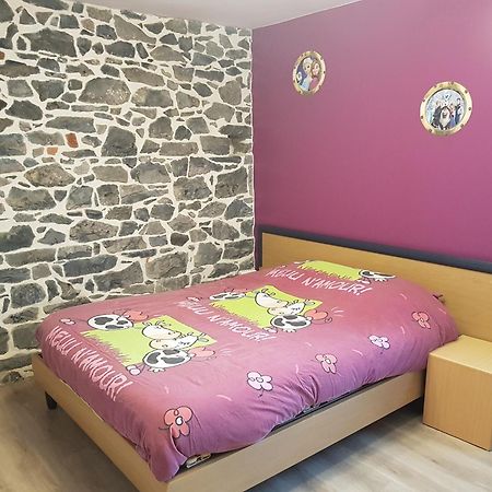 Chambre Rose A La Campagne Bachant Exterior photo